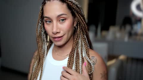 Snapshot of soytulu_ chatting on 17, 1, 2025 brisa s online show from 17, 1, 2025