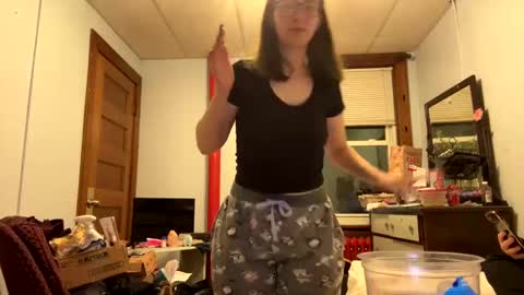 Snapshot of spaceyyybaby chatting on 2, 11, 2025 Saturn online show from 2, 11, 2025