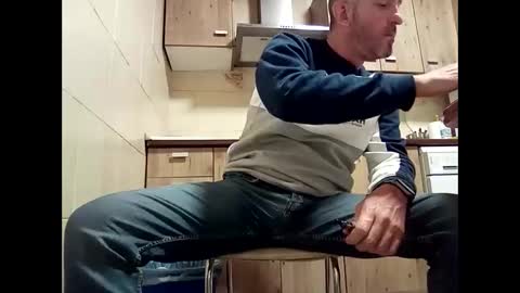 Manu  online show from 16, 9, 2025