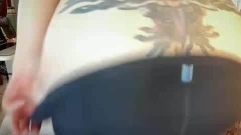 Snapshot of spankamber chatting on 10, 11, 2025 AmberSpanks online show from 10, 11, 2025