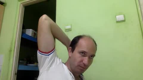 Snapshot of sparei7 chatting on 24, 10, 2025 Snaiky online show from 24, 10, 2025