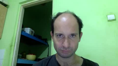 Snapshot of sparei7 chatting on 5, 11, 2025 Snaiky online show from 5, 11, 2025