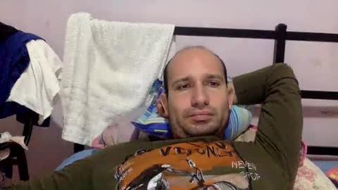 Snapshot of sparei7 chatting on 20, 11, 2025 Snaiky online show from 20, 11, 2025