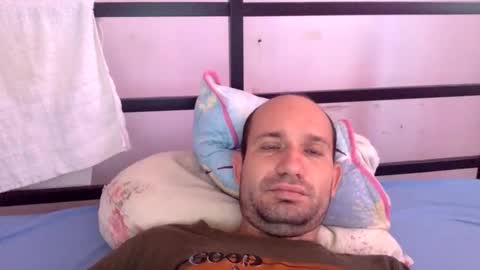 Snapshot of sparei7 chatting on 21, 11, 2025 Snaiky online show from 21, 11, 2025