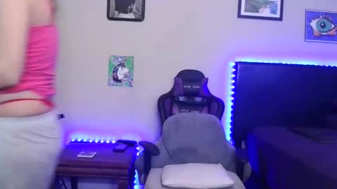 Snapshot of sparkle_pinuppp chatting on 15, 2, 2026 Tip 1 token Follow me on instagram Sparkle pinuppp online show from 15, 2, 2026