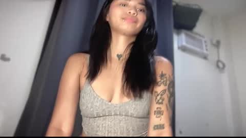 Sparkle online show from 4, 12, 2025