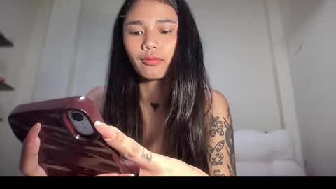 Sparkle online show from 4, 2, 2026