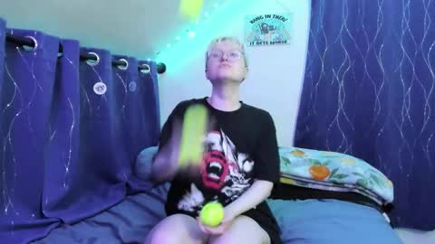 Atticus Pendragon online show from 18, 11, 2025