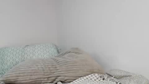 Snapshot of sparklingsoleil chatting on 11, 11, 2025 Soleil online show from 11, 11, 2025