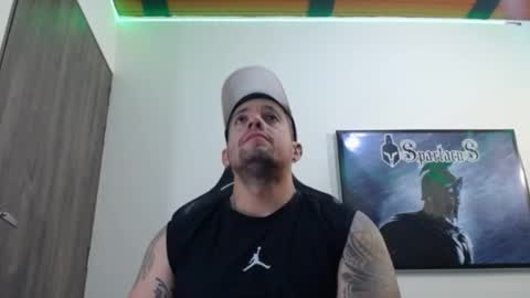 Snapshot of spartacus_cam chatting on 23, 9, 2025     online show from 23, 9, 2025