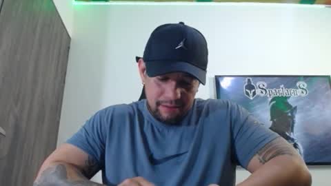 Snapshot of spartacus_cam chatting on 2, 10, 2025     online show from 2, 10, 2025