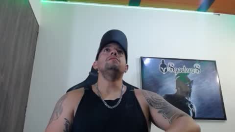 Snapshot of spartacus_cam chatting on 16, 10, 2025     online show from 16, 10, 2025