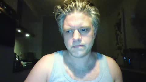 Snapshot of spectacularguy chatting on 15, 2, 2026 DutchDude online show from 15, 2, 2026