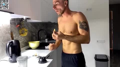 Alex online show from 3, 12, 2025