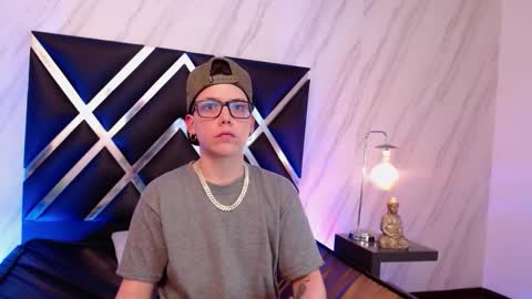 spencerm_ online show from 17, 12, 2025