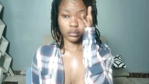 Snapshot of spicy_kerrine chatting on 6, 3, 2025 Spicy kerrine online show from 6, 3, 2025