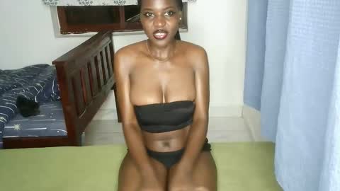 spicysashaa online show from 19, 9, 2025