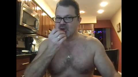 Snapshot of spike69old chatting on 9, 12, 2024 spike69old online show from 9, 12, 2024