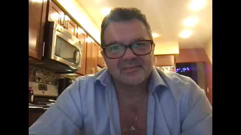 Snapshot of spike69old chatting on 29, 12, 2024 spike69old online show from 29, 12, 2024