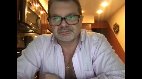 Snapshot of spike69old chatting on 3, 2, 2025 spike69old online show from 3, 2, 2025