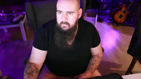 spiker90579420 online show from 15, 2, 2025