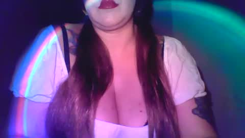 Vanessa Spade online show from 9, 9, 2025