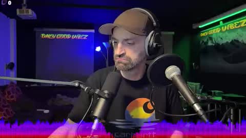 Snapshot of splivke chatting on 13, 11, 2025 Splivke online show from 13, 11, 2025