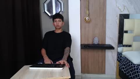 RAY online show from 10, 11, 2025