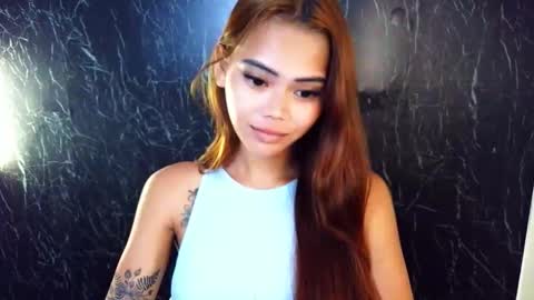 Snapshot of spoileme_babexx chatting on 4, 12, 2025 CALL ME RAINE online show from 4, 12, 2025