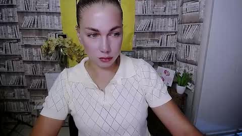 Karina online show from 13, 9, 2025