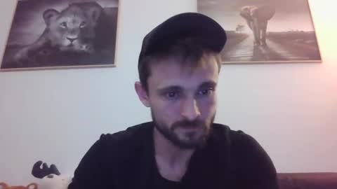 spyco82 online show from 23, 2, 2025