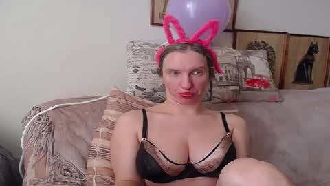 SquirtyEleanor online show from 5, 2, 2025