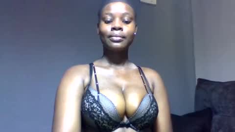 Snapshot of squiter_girlie chatting on 12, 1, 2026 Squiter online show from 12, 1, 2026