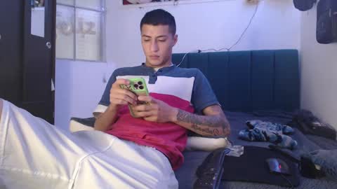 Snapshot of sr_porn01 chatting on 14, 2, 2025 sr_porn01 online show from 14, 2, 2025