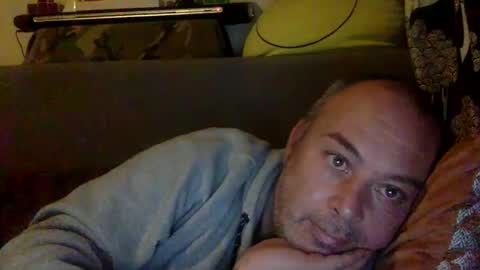 srekos38 online show from 5, 1, 2025
