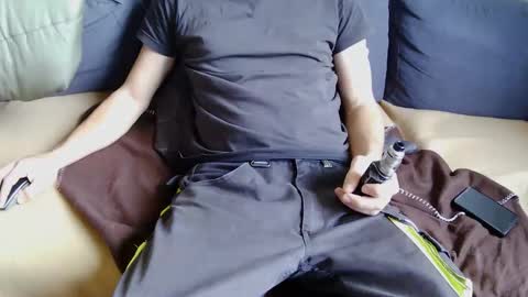 Srevinu online show from 3, 12, 2025