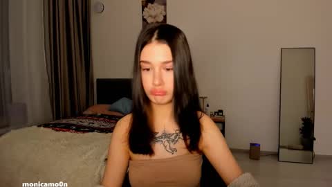 Snapshot of ssash1mii chatting on 6, 2, 2025 Hey guys i miss you so much online show from 6, 2, 2025