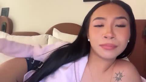 sunnie  online show from 12, 2, 2026