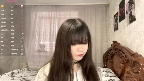 Snapshot of st_annia chatting on 29, 10, 2025 Emily online show from 29, 10, 2025