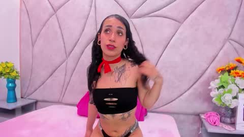 Snapshot of staceylee_ chatting on 28, 10, 2025 Stacey lee online show from 28, 10, 2025