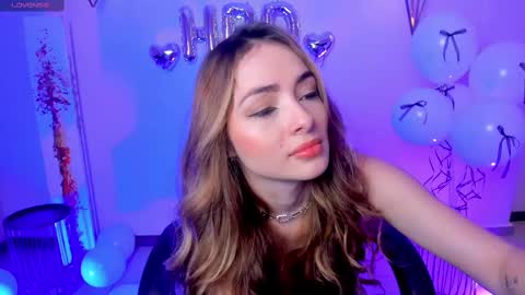 Stacy Woods online show from 1, 3, 2025