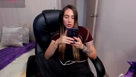 Stacy Conner online show from 7, 10, 2025