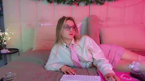 StacyEvances online show from 22, 12, 2025