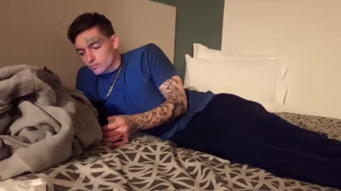 Snapshot of staightupdownbad chatting on 20, 11, 2025 Straightupdownbad online show from 20, 11, 2025