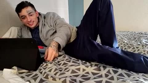 Snapshot of staightupdownbad chatting on 21, 11, 2025 Straightupdownbad online show from 21, 11, 2025