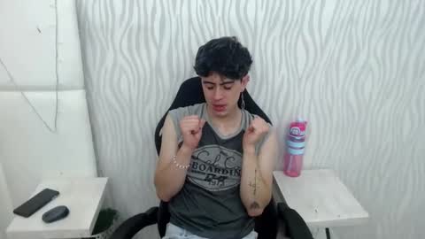 Snapshot of star_boyx chatting on 28, 2, 2025 star_boyx online show from 28, 2, 2025