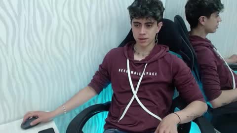 Snapshot of star_boyx chatting on 3, 3, 2025 star_boyx online show from 3, 3, 2025