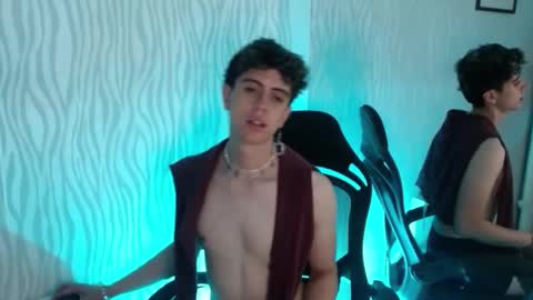Snapshot of star_boyx chatting on 4, 3, 2025 star_boyx online show from 4, 3, 2025