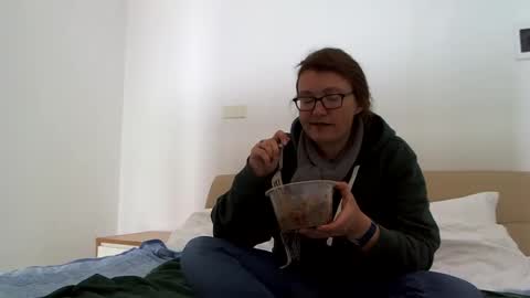 starlagurl online show from 18, 1, 2025