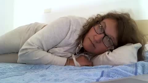 starlagurl online show from 18, 1, 2025